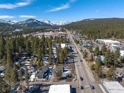 $1,250,000 | 11105 Donner Pass Road, Truckee, CA 96161