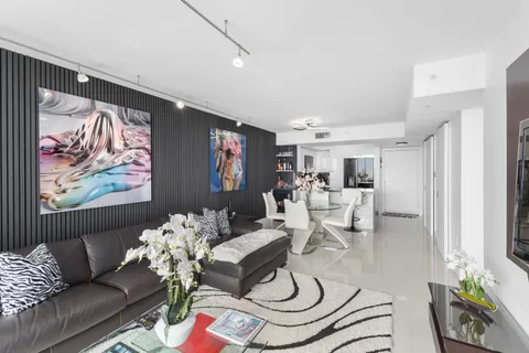 $785,000 | 1800 Sunset Harbour Drive, Unit 2409, Miami Beach, FL 33139