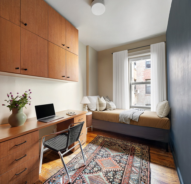 25 Charles Street, Unit 3B Manhattan, NY 10014 - Photo 6 of 9 a bedroom with furniture and a window