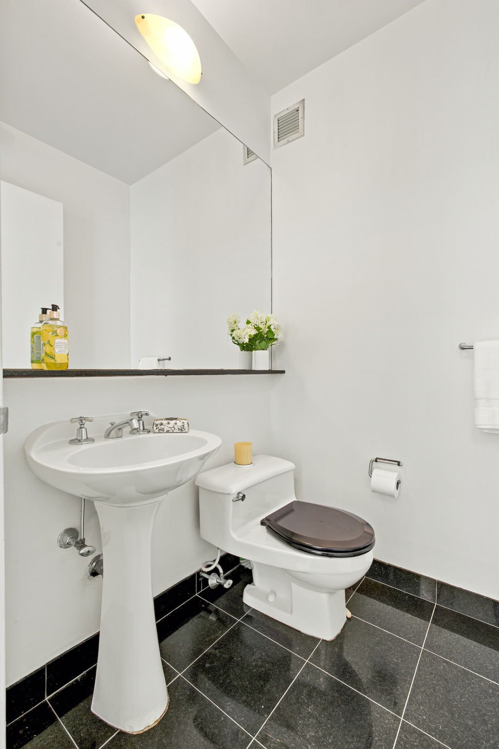 360 East 88th Street, Unit 9B Manhattan, NY 10128 - Photo 15 of 25