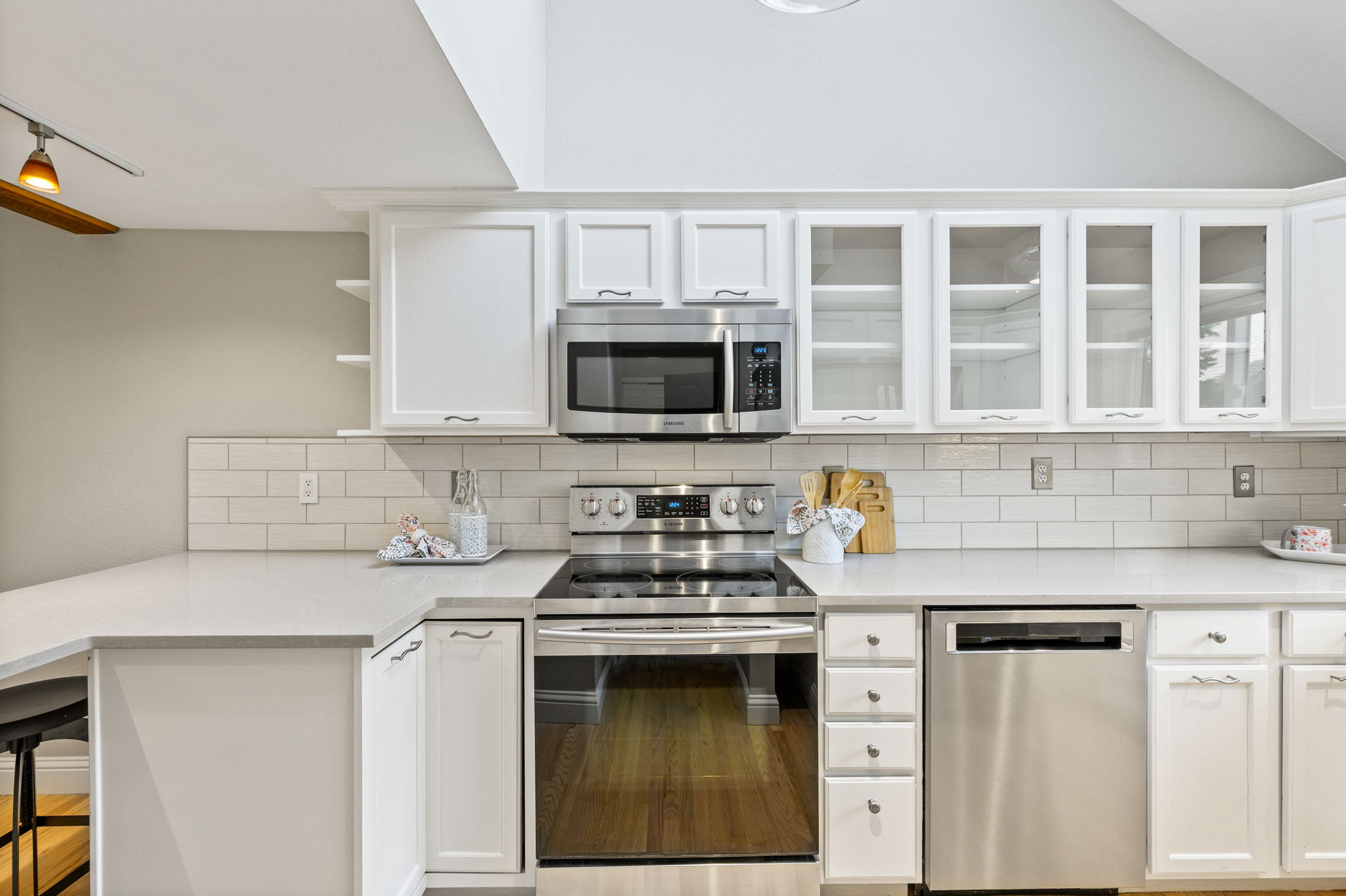 3074 Edison Court Boulder, CO 80301 - Photo 8 of 36