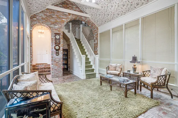 $1,395,000 | 105 Mill Valley Run, Lafayette, LA 70508