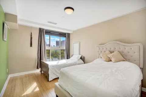 $810,000 | 1400 5th Avenue, Unit 8J | Harlem
