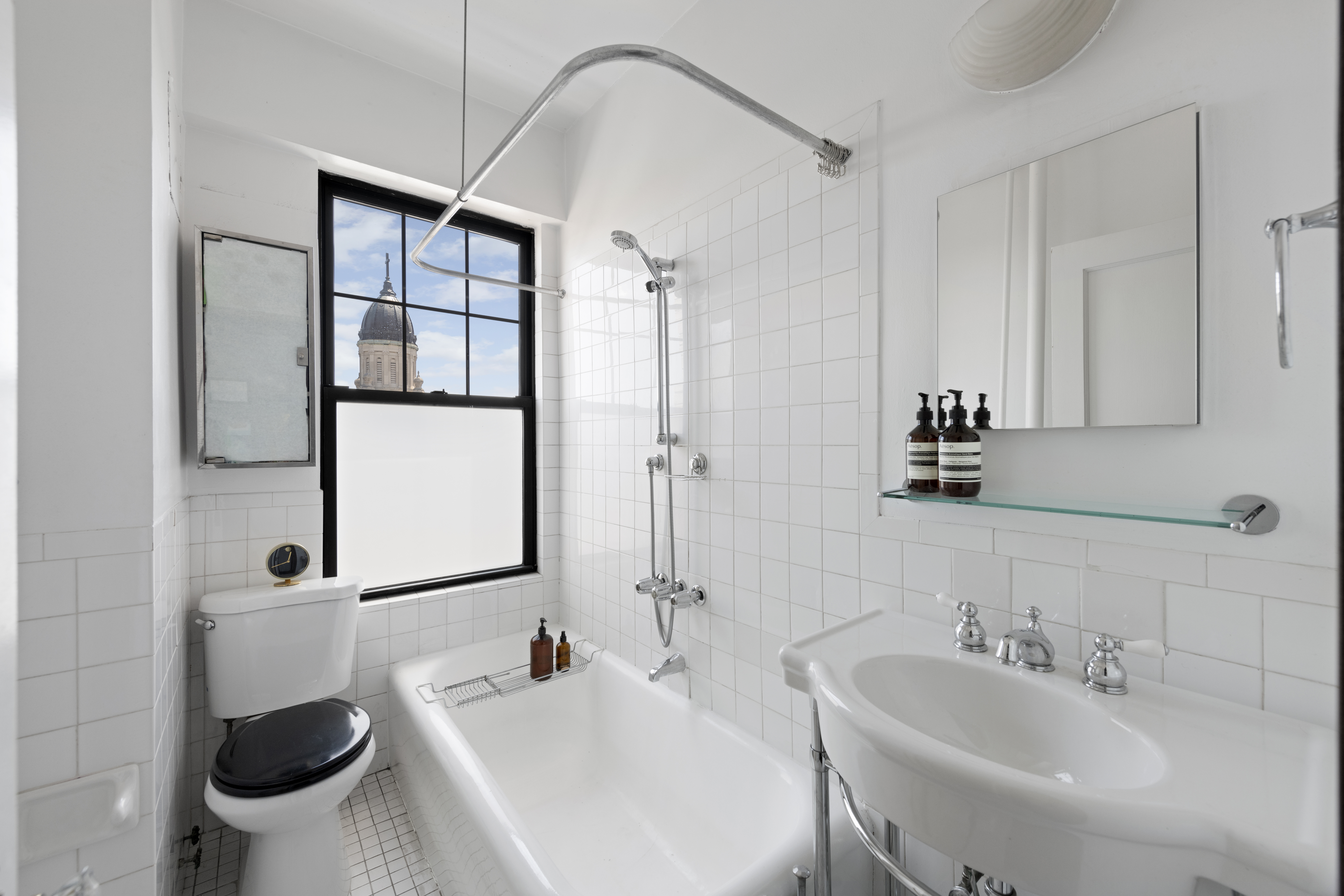 141 East 3rd Street, Unit 12E Manhattan, NY 10009 - Photo 11 of 12