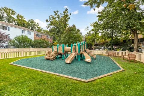 $545,000 | 1545 North Van Dorn Street, Unit A, Alexandria, VA 22304