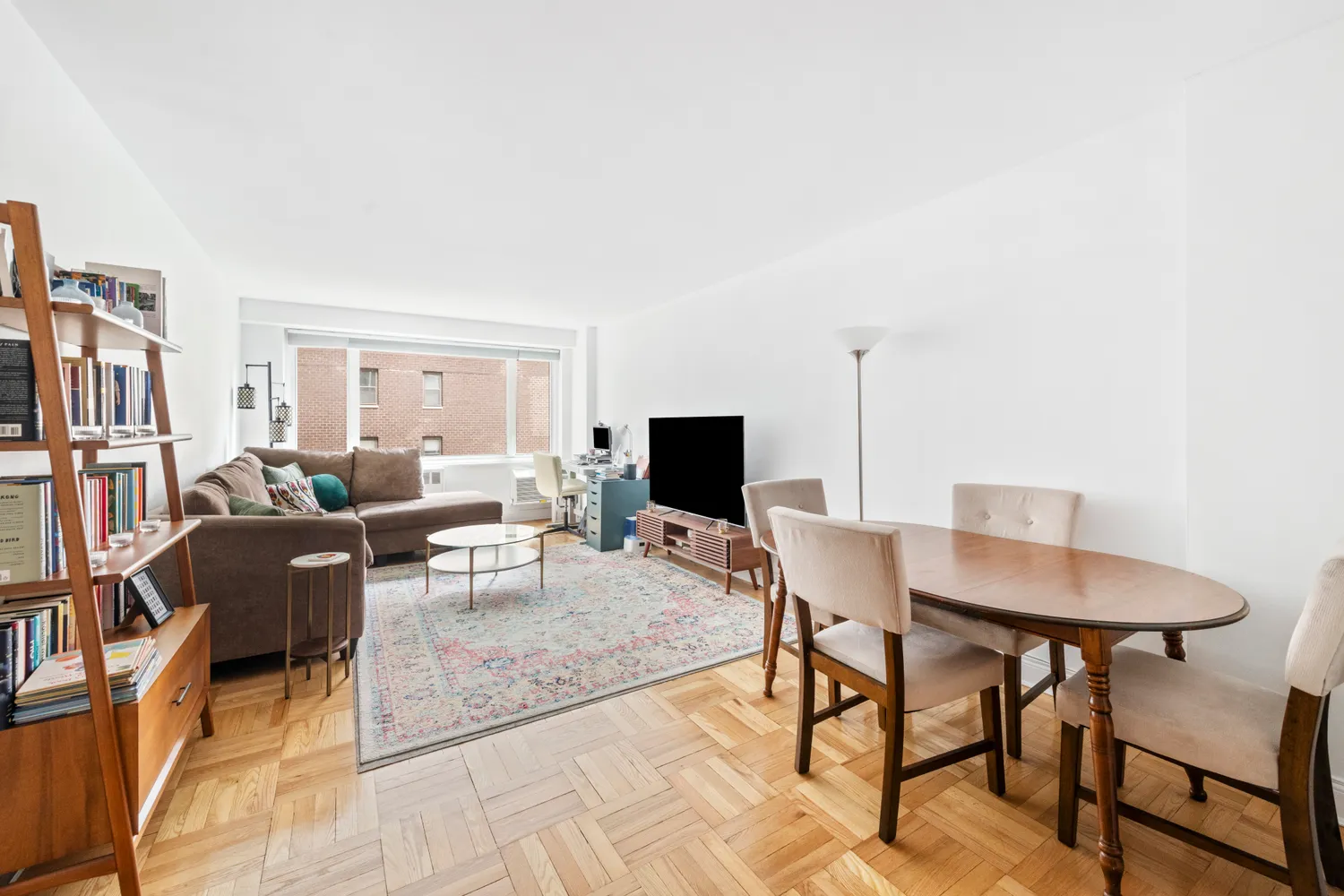 $700,000 | 411 East 53rd Street, Unit 3B | Sutton Place