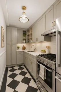 $385,000 | 300 East 71st Street, Unit 15D | Lenox Hill