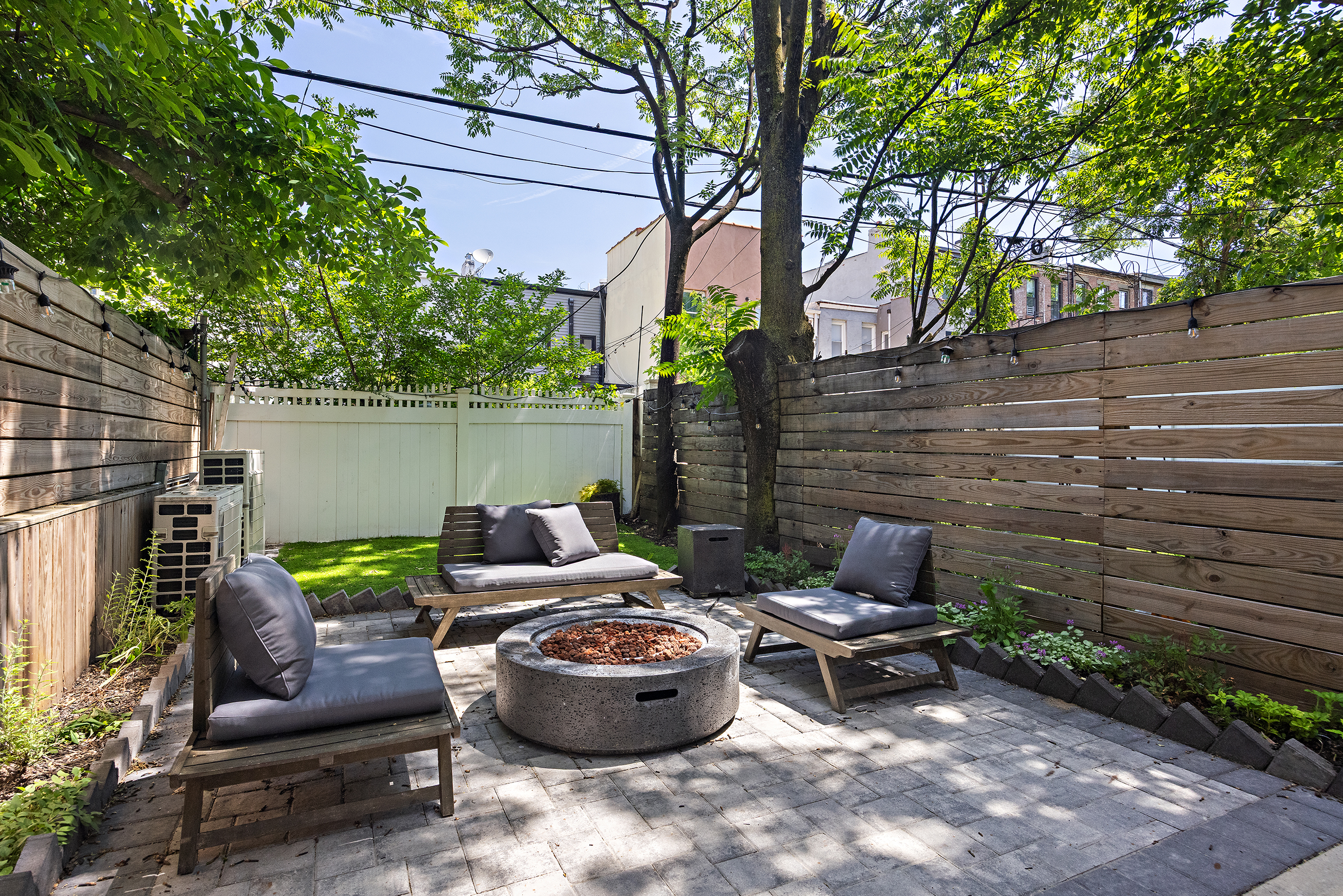 339 20th Street Brooklyn, NY 11215 - Photo 17 of 18