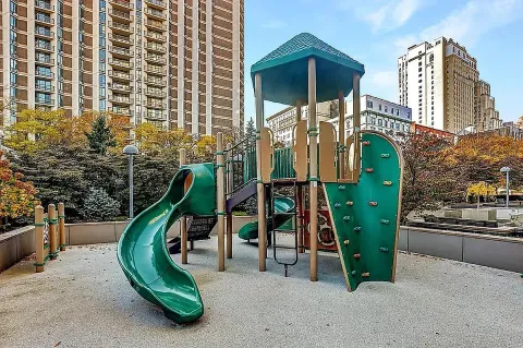 $3,350,000 | 37 Henry Street | Brooklyn Heights