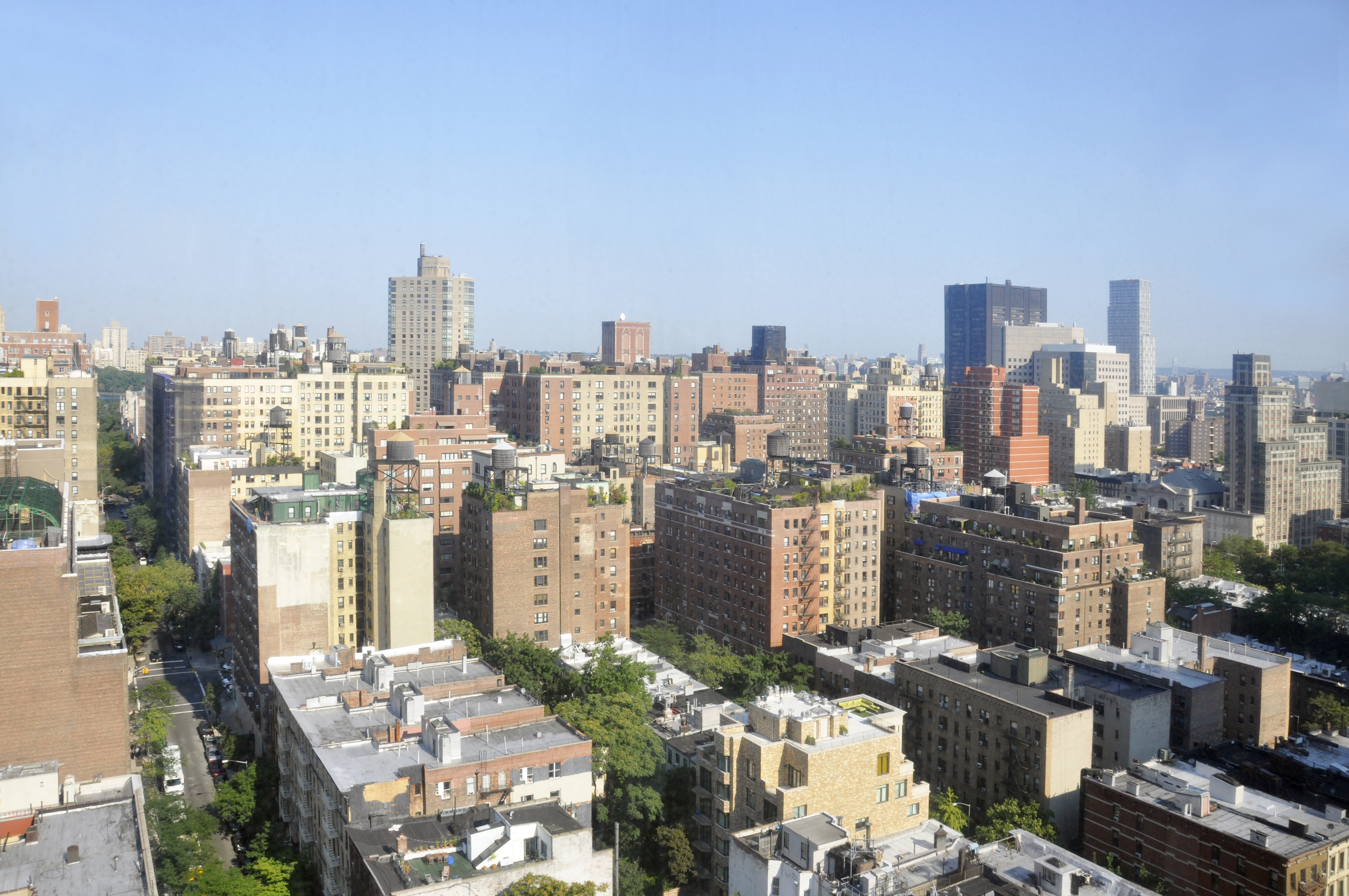 1623 3rd Avenue, Unit 25C Manhattan, NY 10128 - Photo 10 of 12 a city view with tall buildings