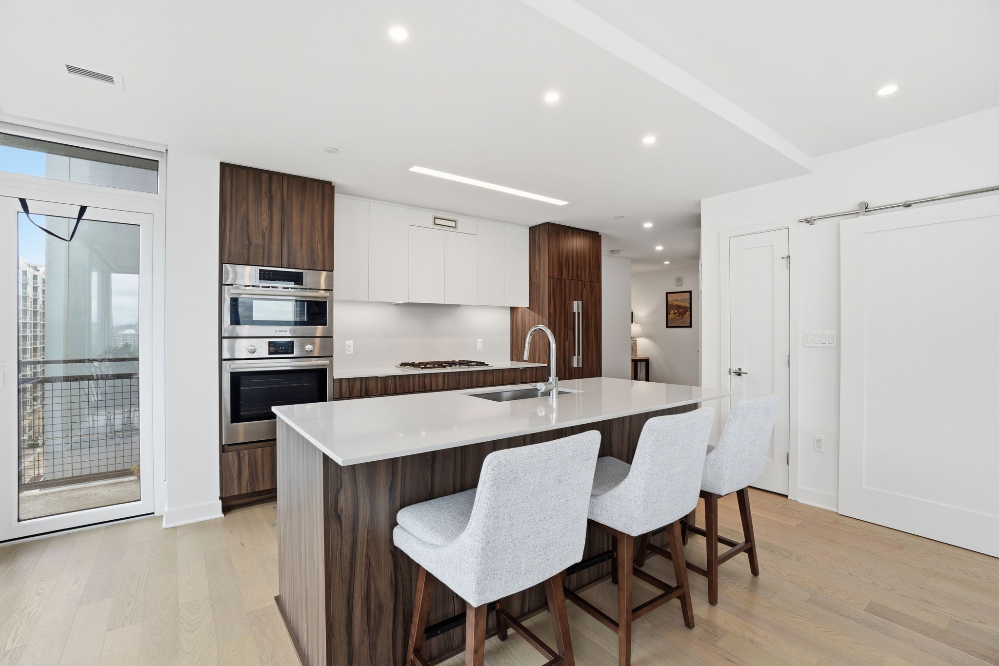 37 L Street Southeast, Unit 902 Washington, DC 20003 - Photo 7 of 44
