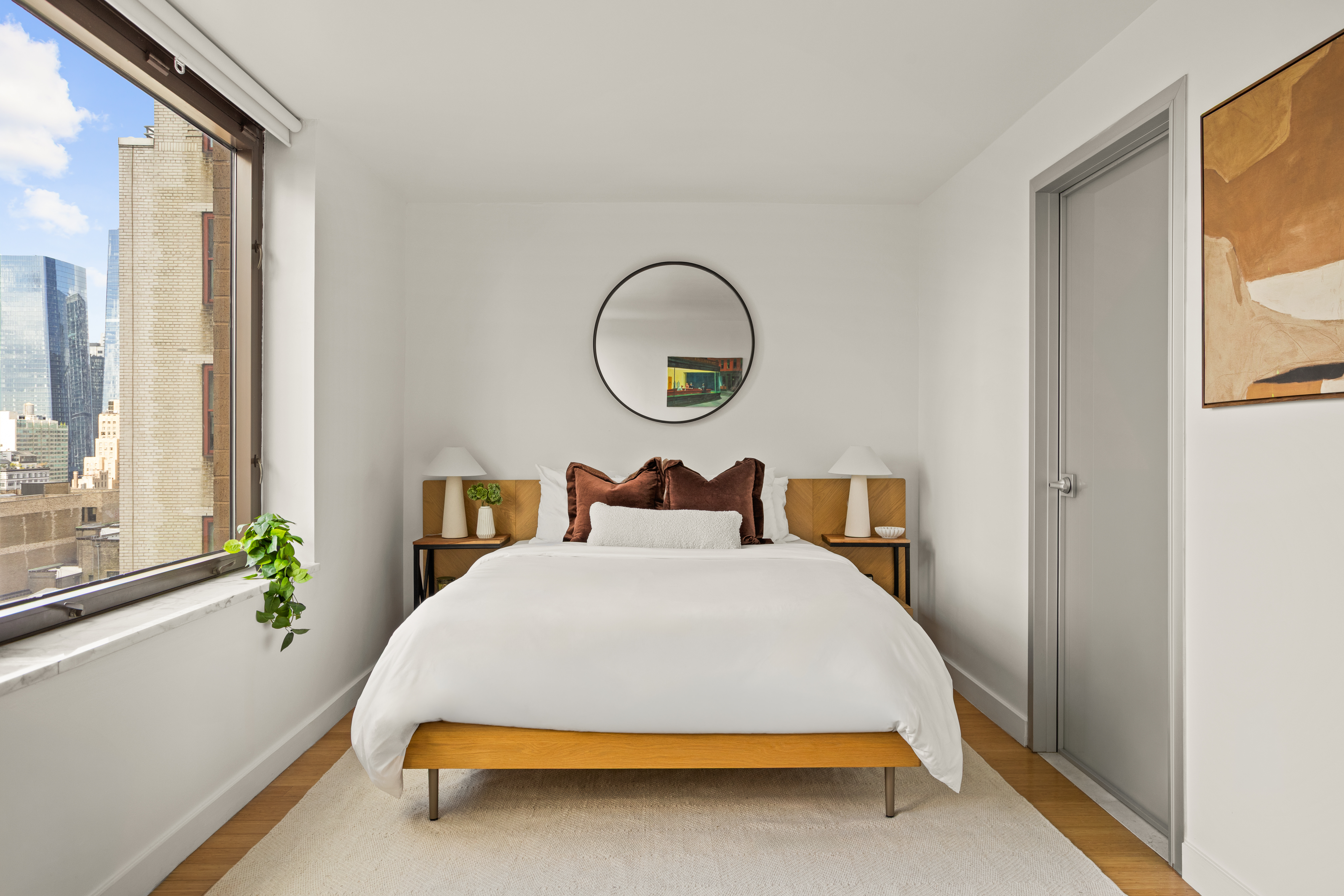 100 West 39th Street, Unit 38I Manhattan, NY 10018 - Photo 7 of 10 Gallery Image 7