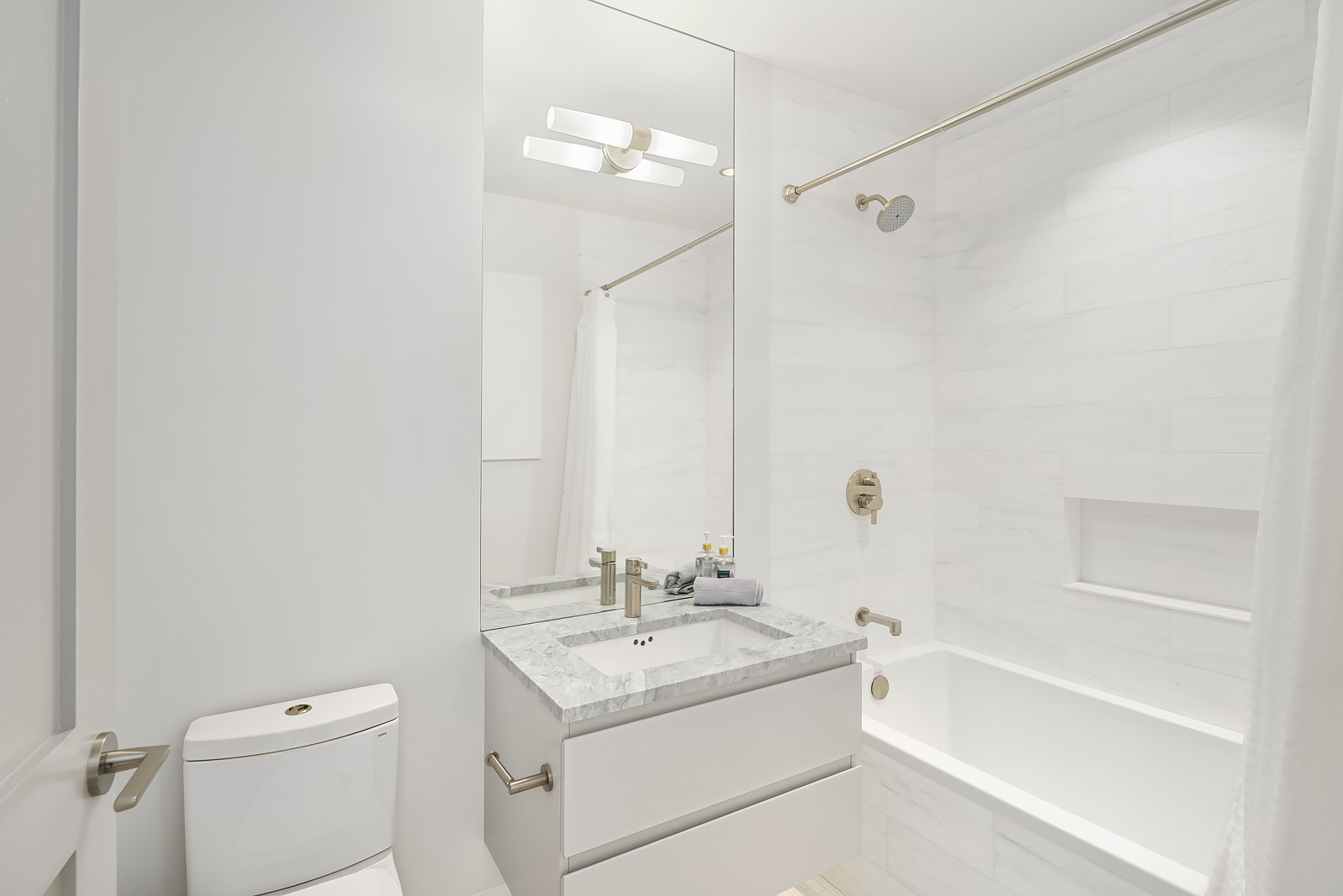 124 West 16th Street, Unit 7E Manhattan, NY 10011 - Photo 20 of 26