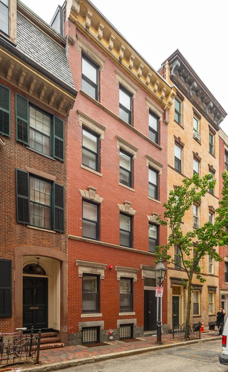 73 Myrtle Street, Unit 2 Boston, MA 02114 - Photo 1 of 1