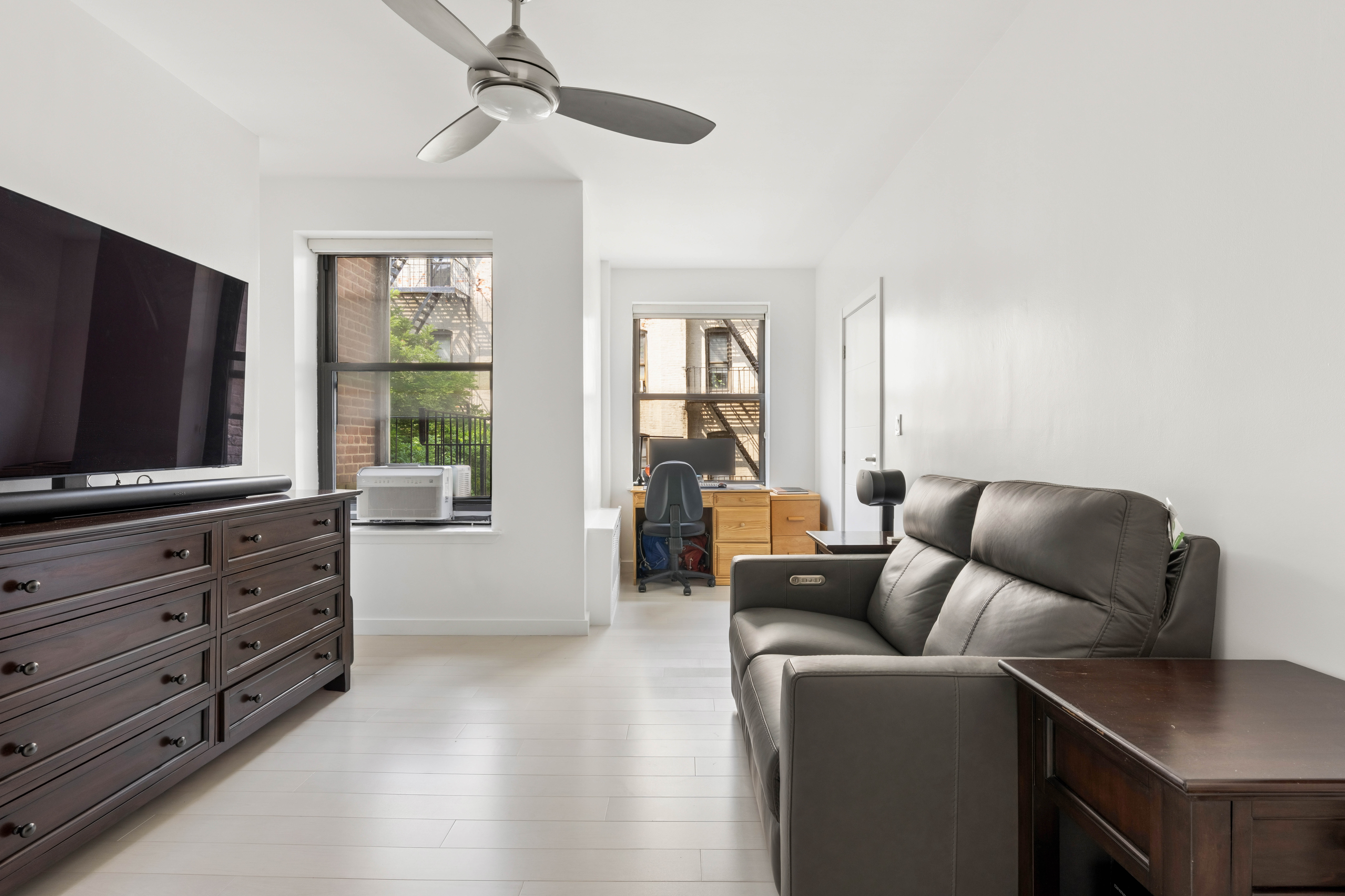 335 East 90th Street, Unit 2/3R Manhattan, NY 10128 - Photo 6 of 8