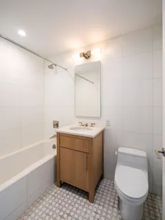 $1,590,000 | 80 Riverside Boulevard, Unit 12A | Upper West Side