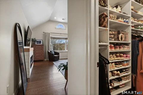 $1,495,000 | 72 Barclay Drive, Stamford, CT 06903