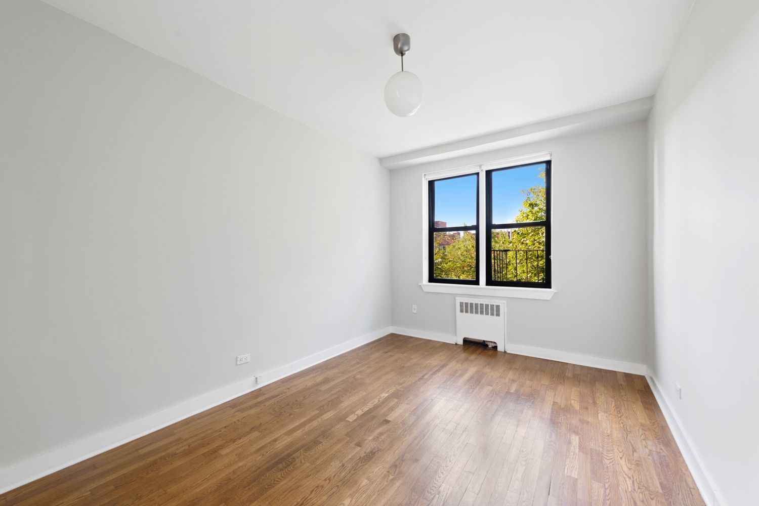 $315,000 | 3840 Greystone Avenue, Unit 2Q | Fieldston