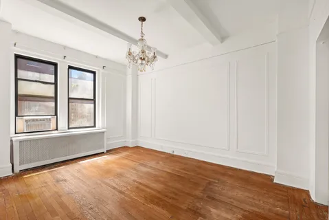 $648,000 | 269 West 72nd Street, Unit 9A | Upper West Side