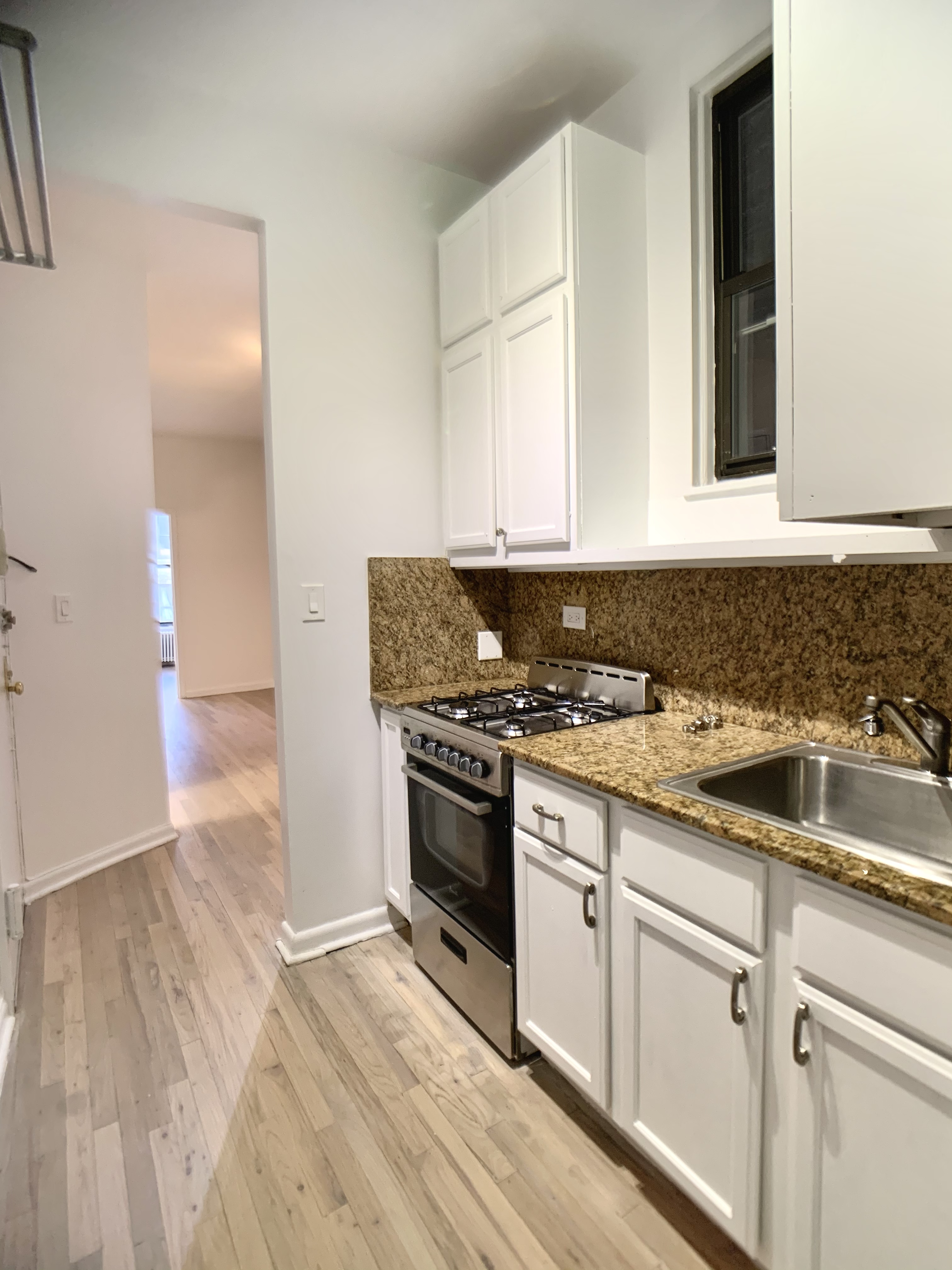 328 East 94th Street, Unit 3C Manhattan, NY 10128 - Photo 11 of 13