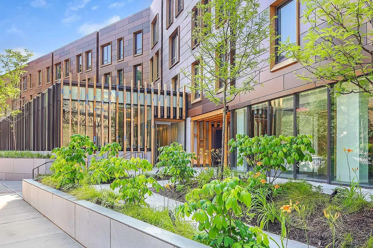 $4,595,000 | 90 Furman Street, Unit N208 | Brooklyn Heights