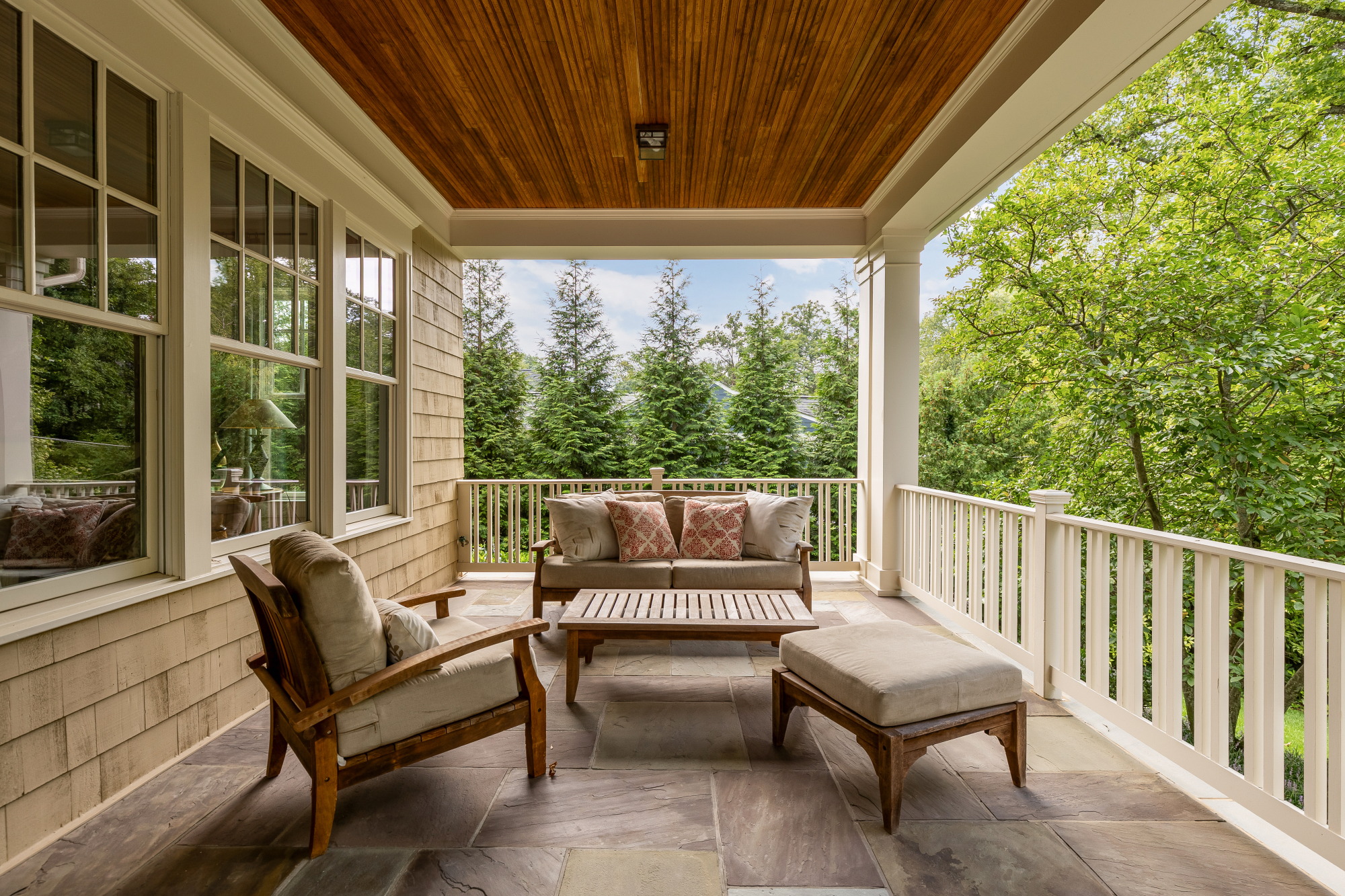 6316 Walhonding Road Bethesda, MD 20816 - Photo 4 of 67 Gallery Image 4