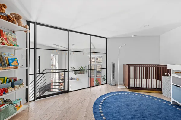 $10,000 | 55 Poplar Street, Unit 4K | Brooklyn Heights