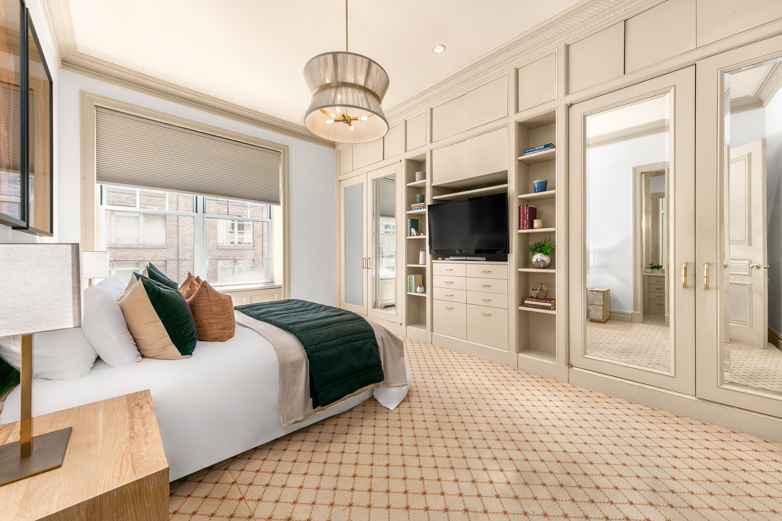 521 Park Avenue, Unit 5BC Manhattan, NY 10065 - Photo 18 of 34