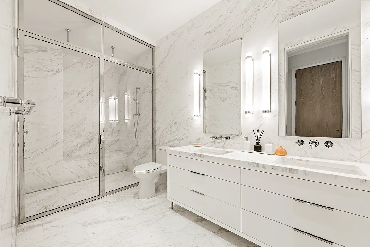 601 Washington Street, Unit THE Manhattan, NY 10014 - Photo 17 of 27