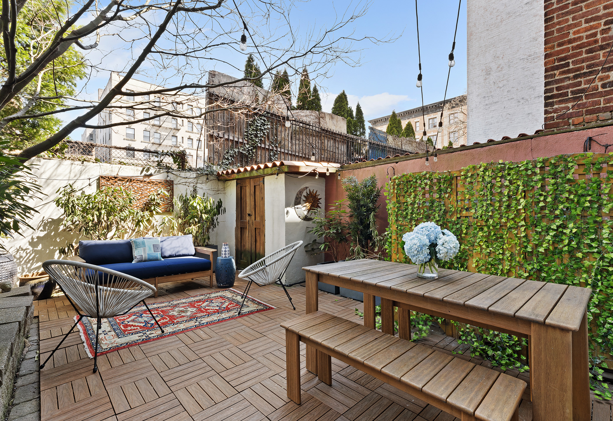 657 West 183rd Street Manhattan, NY 10033 - Photo 2 of 22