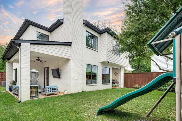 $1,575,000 | 6226 Malcolm Drive, Dallas, TX 75214