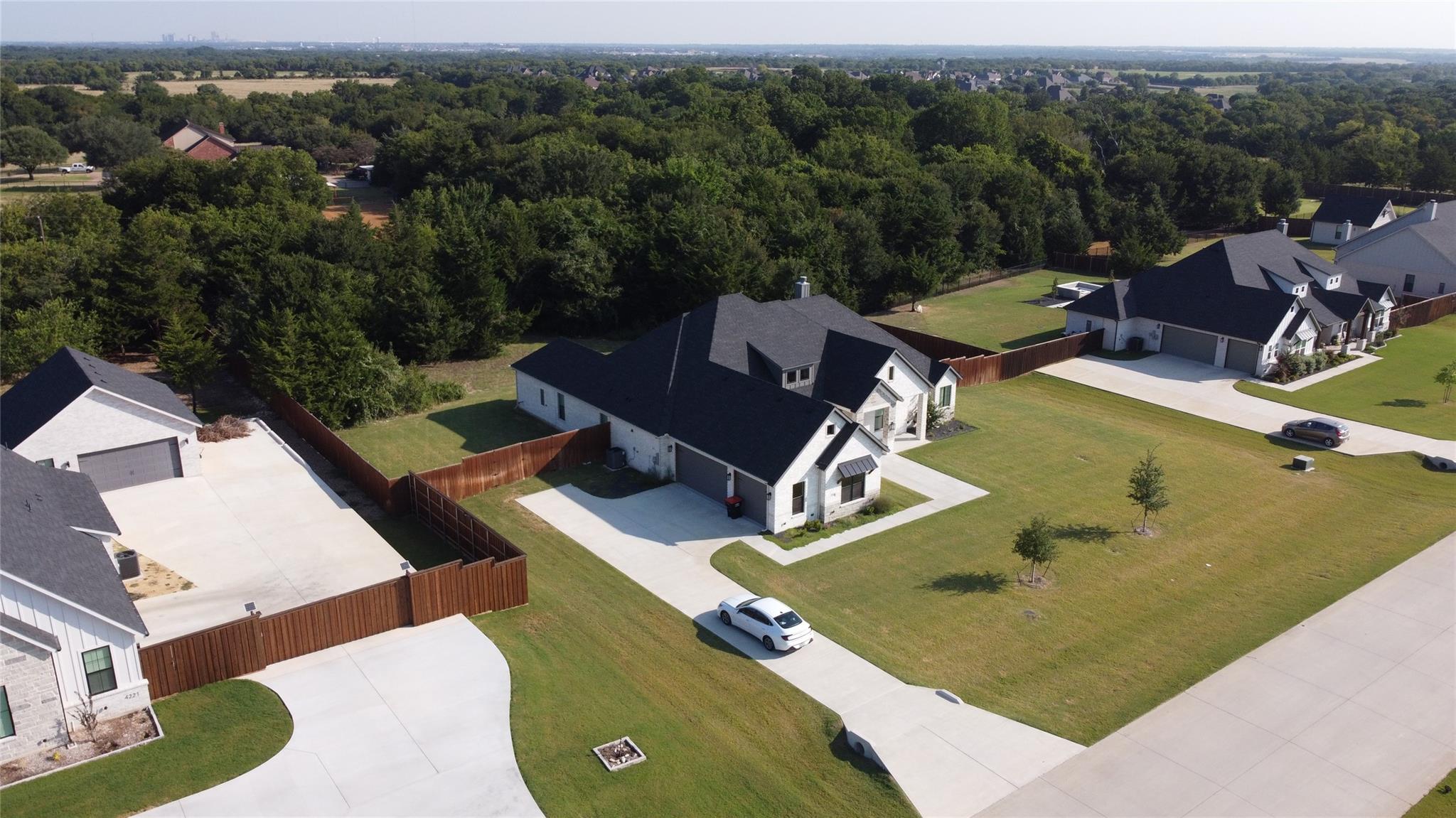 4231 Spg Gdn Road Midlothian, TX 76065 - Photo 6 of 8 Gallery Image 6