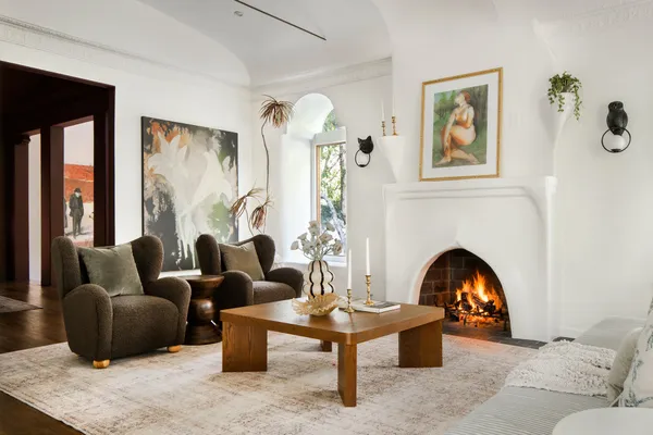 $2,799,000 | 742 North Sycamore Avenue, Los Angeles, CA 90038