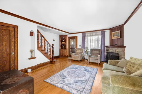 $850,000 | 77-09 82nd Street | Glendale