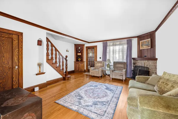 $850,000 | 77-09 82nd Street | Glendale