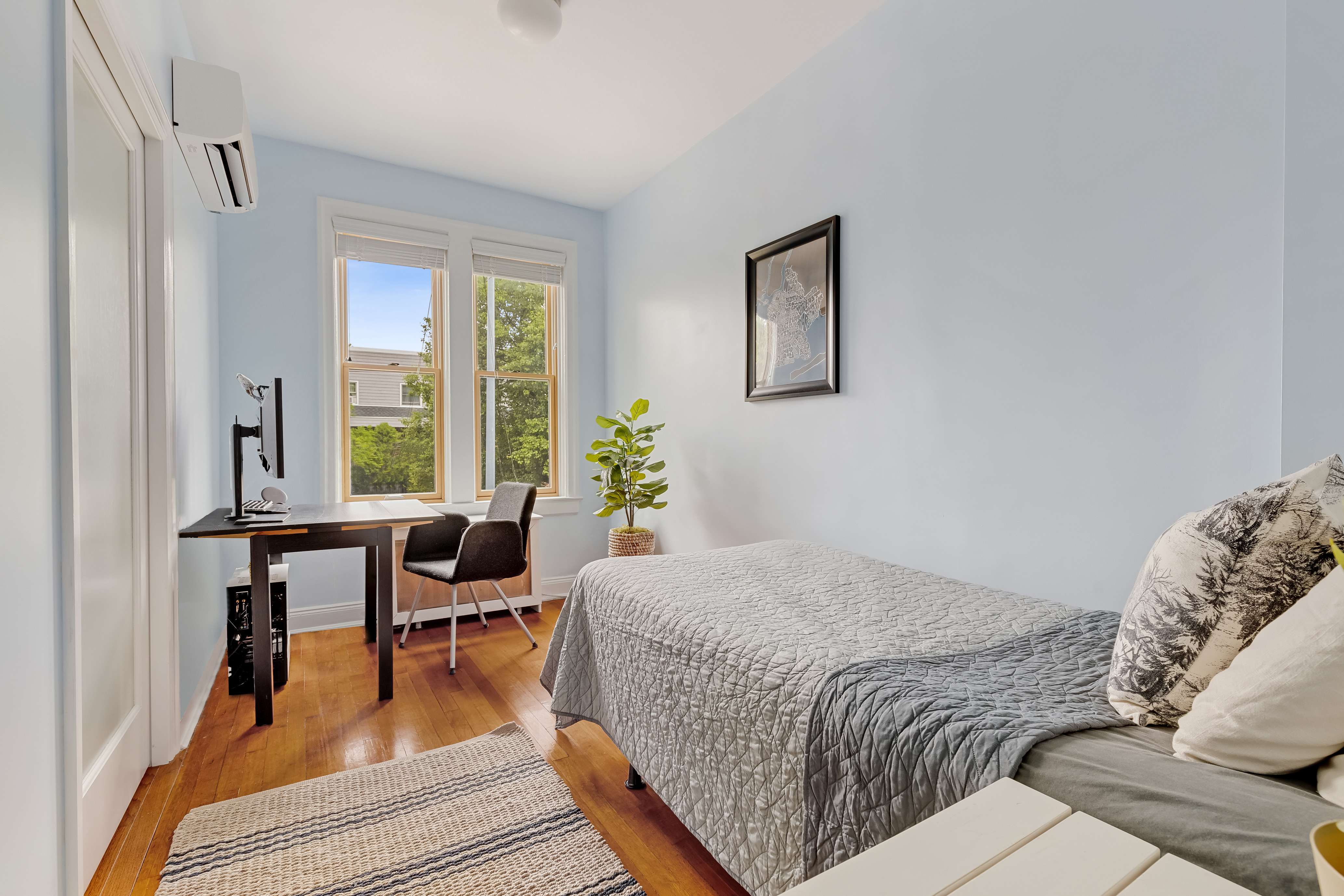 636 17th Street Brooklyn, NY 11218 - Photo 13 of 16