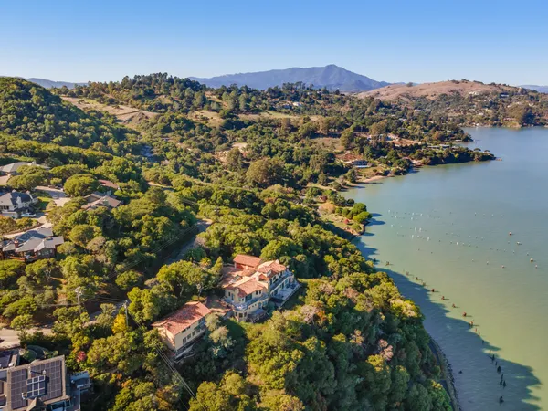 $12,000,000 | 3680 Paradise Drive, Belvedere Tiburon, CA 94920