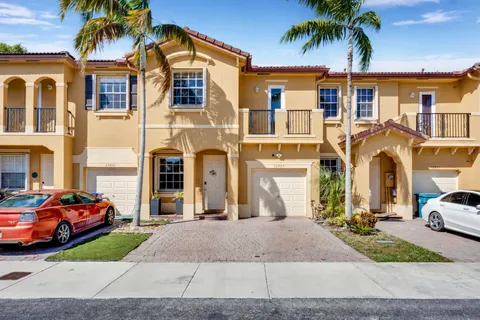 $535,000 | 12999 Southwest 132nd Terrace, Miami, FL 33186