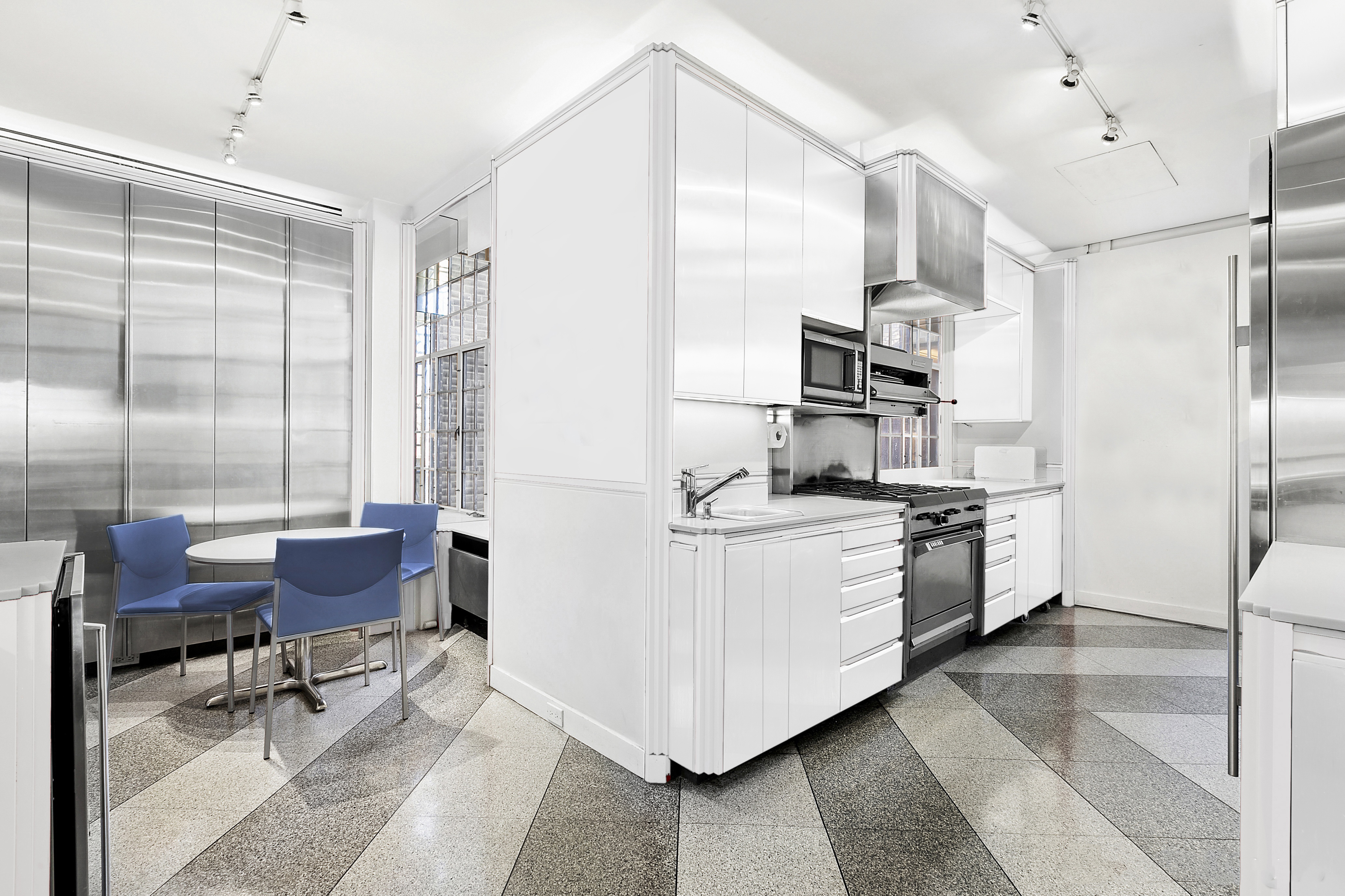 300 Central Park West, Unit 18/19D Manhattan, NY 10024 - Photo 10 of 23