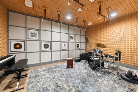 a view of a workspace with furniture