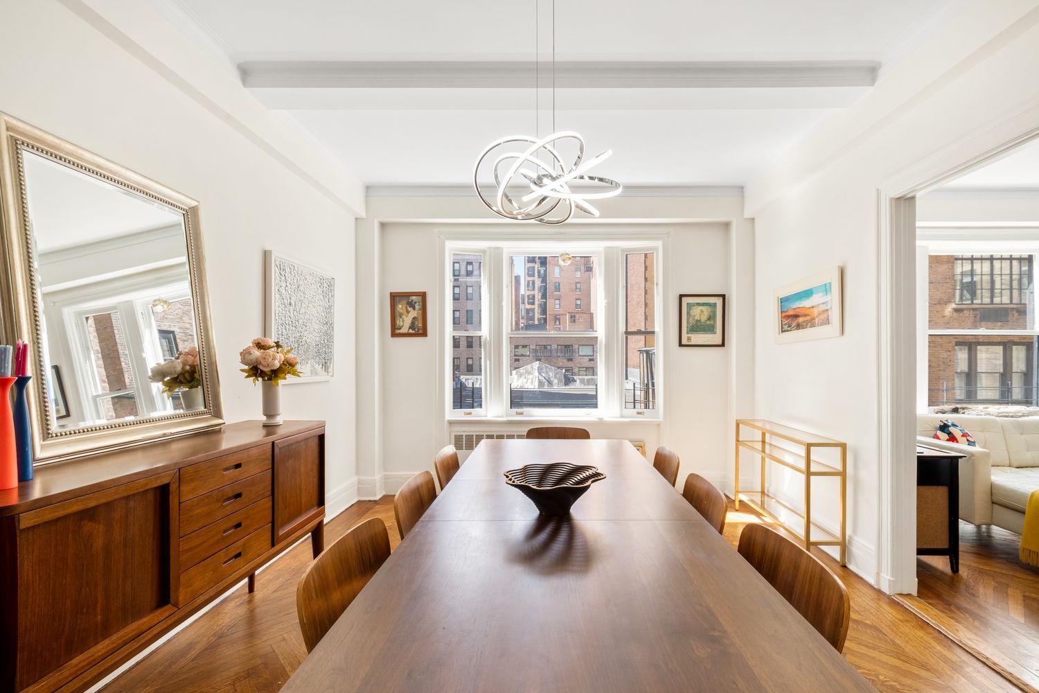 $1,900,000 | 106 East 85th Street, Unit 5S | Upper East Side