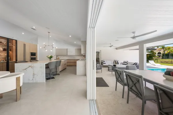$2,925,000 | 9201 Southwest 102nd Street, Miami, FL 33176
