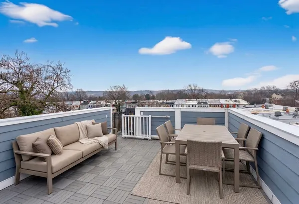 $839,700 | 1711 D Street Southeast, Unit 2, Washington, DC 20003