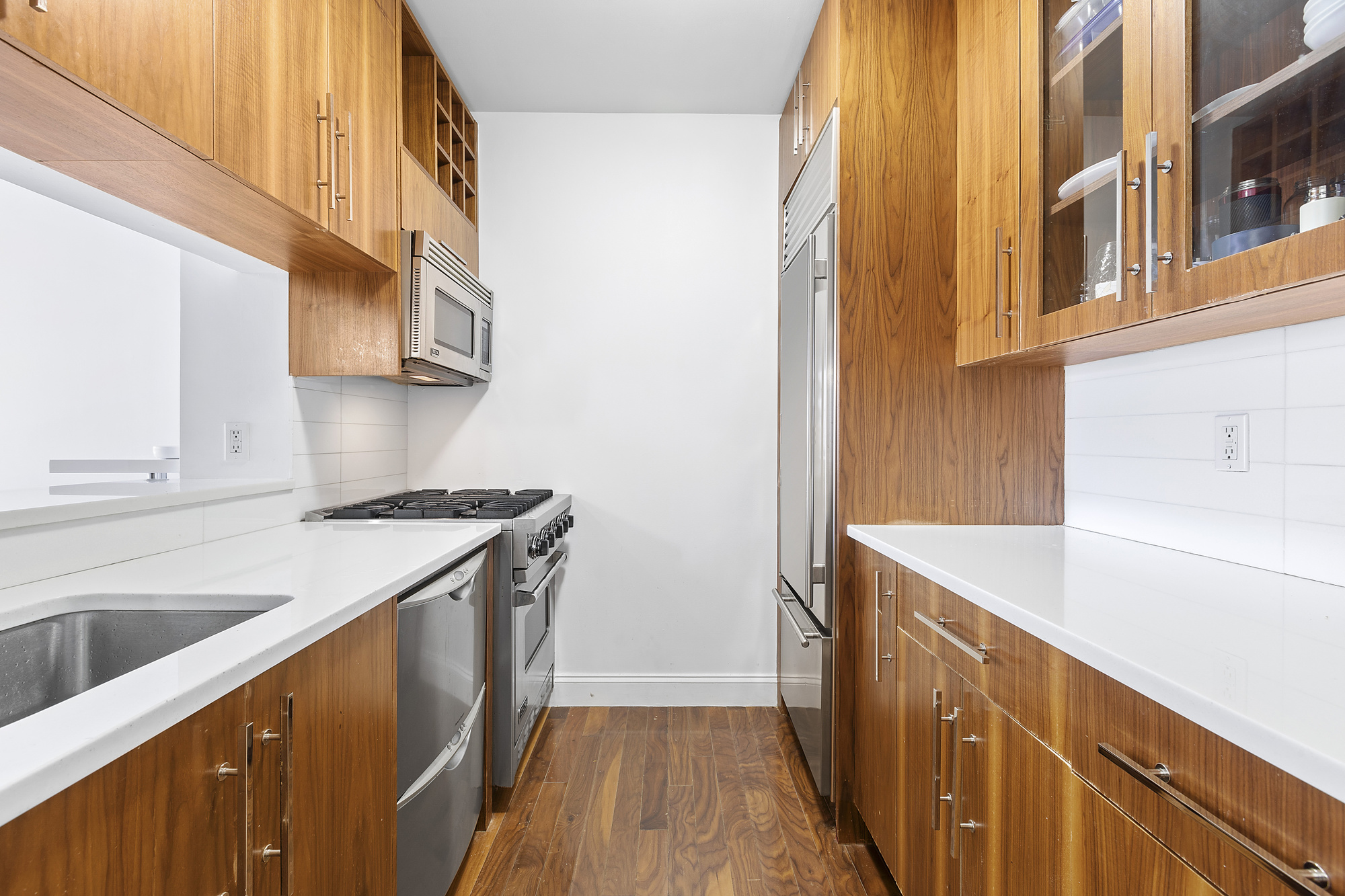 88 Greenwich Street, Unit 1601 Manhattan, NY 10006 - Photo 4 of 9