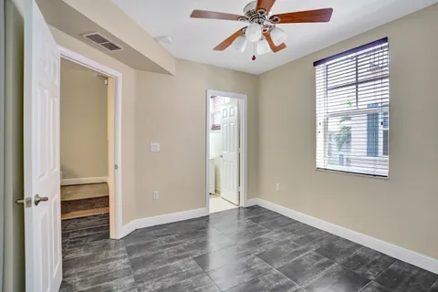 $575,000 | 1033 Northeast 17th Way, Unit 1201, Fort Lauderdale, FL 33304