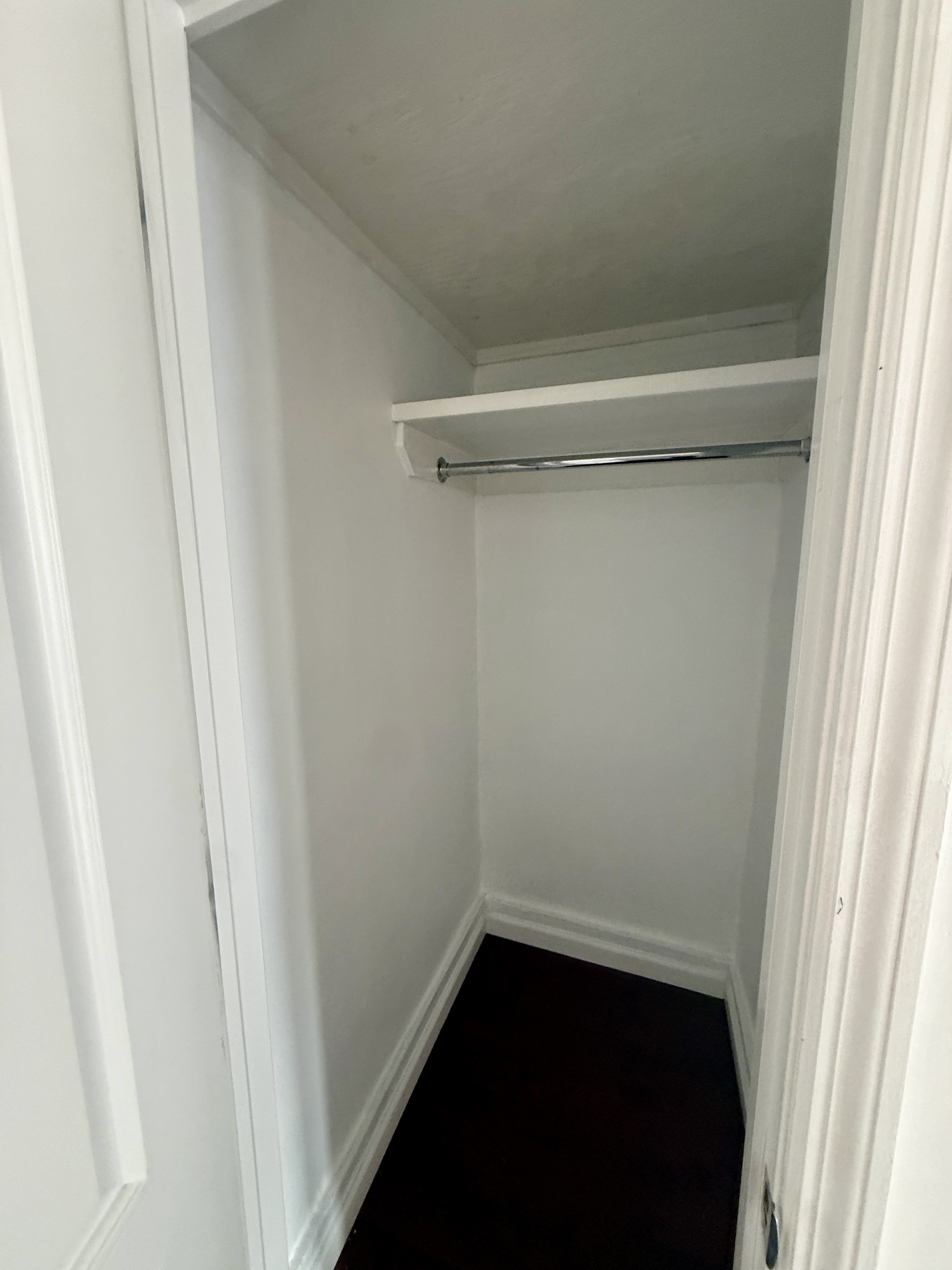 18-48 21st Drive, Unit 2R Queens, NY 11105 - Photo 6 of 7 a small space with a sink