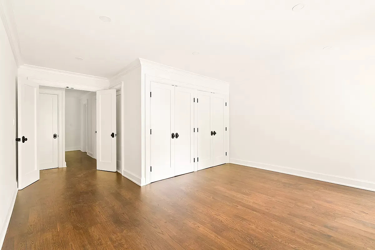 894 Greene Avenue, Unit 1 Brooklyn, NY 11221 - Photo 4 of 9