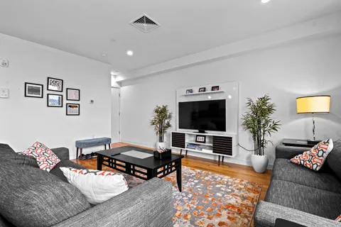 $425,000 | 2012-18 Frankford Avenue, Unit 4B, Philadelphia, PA 19125