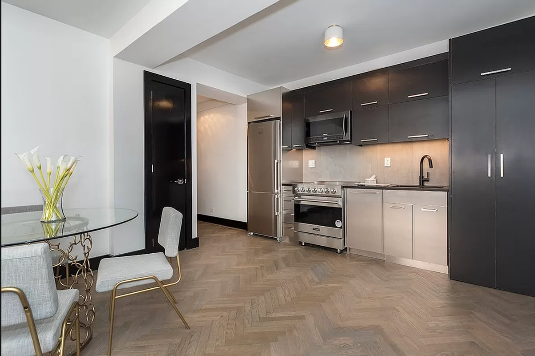 25 Monroe Place, Unit 12B Brooklyn, NY 11201 - Photo 7 of 13