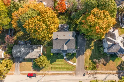 $1,900,000 | 90 Maple Place, Dedham, MA 02026